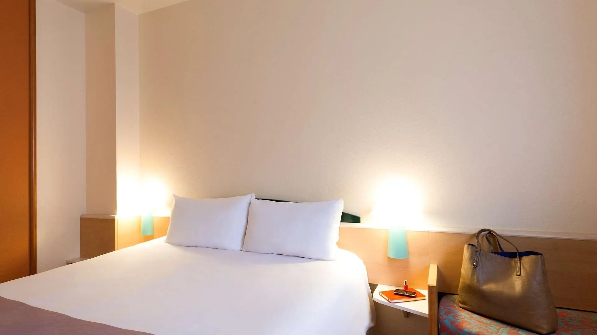 ホテル Ibis Bilbao バラカルド 0*,  スペイン
