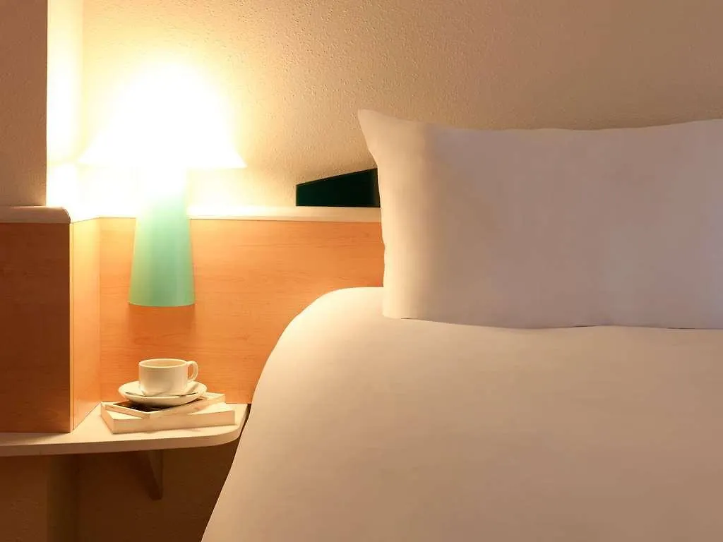 ホテル Ibis Bilbao バラカルド