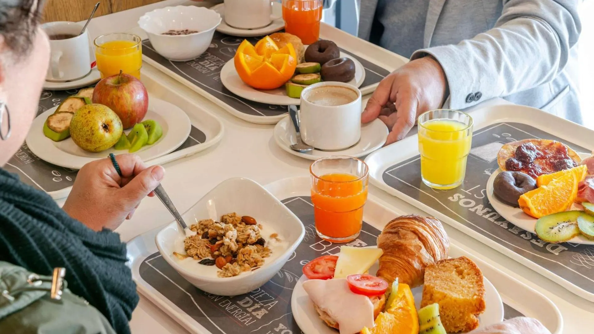 ホテル Ibis Bilbao バラカルド