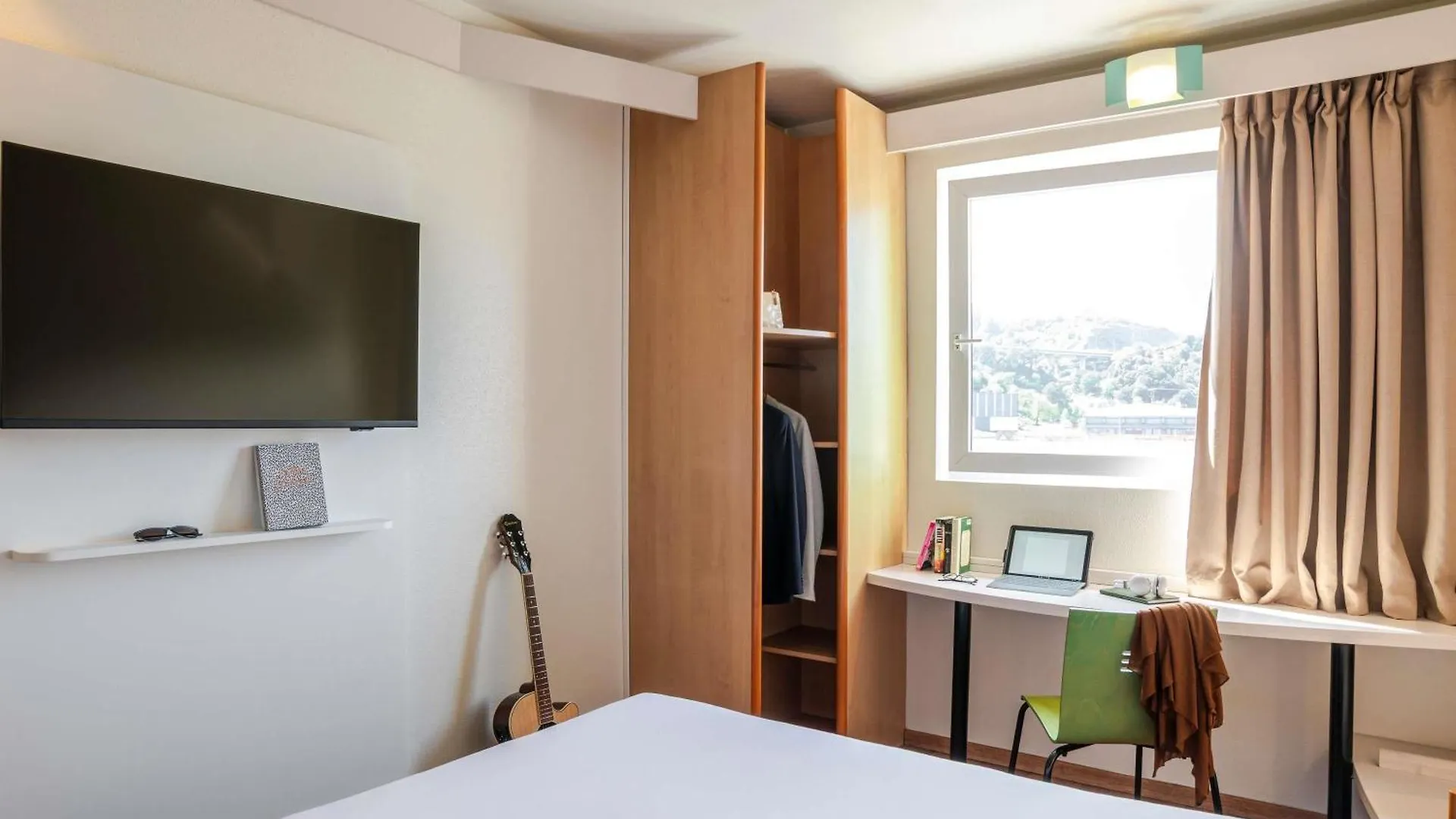 ホテル Ibis Bilbao バラカルド