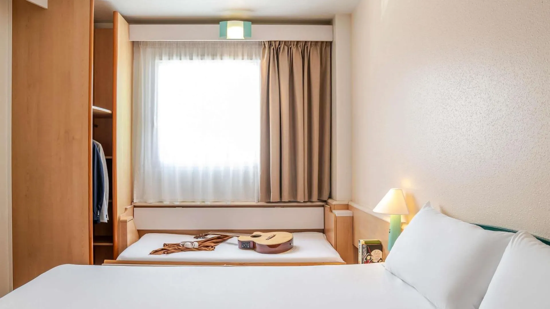 ホテル Ibis Bilbao バラカルド