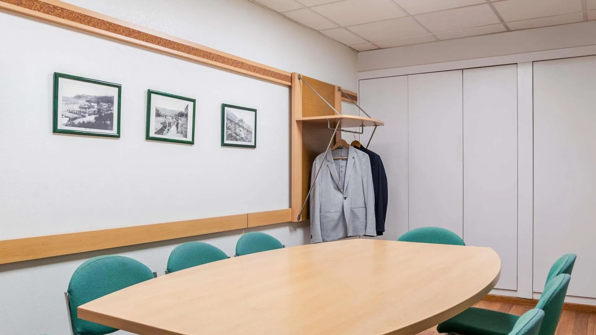 Ibis Bilbao Barakaldo Hotel