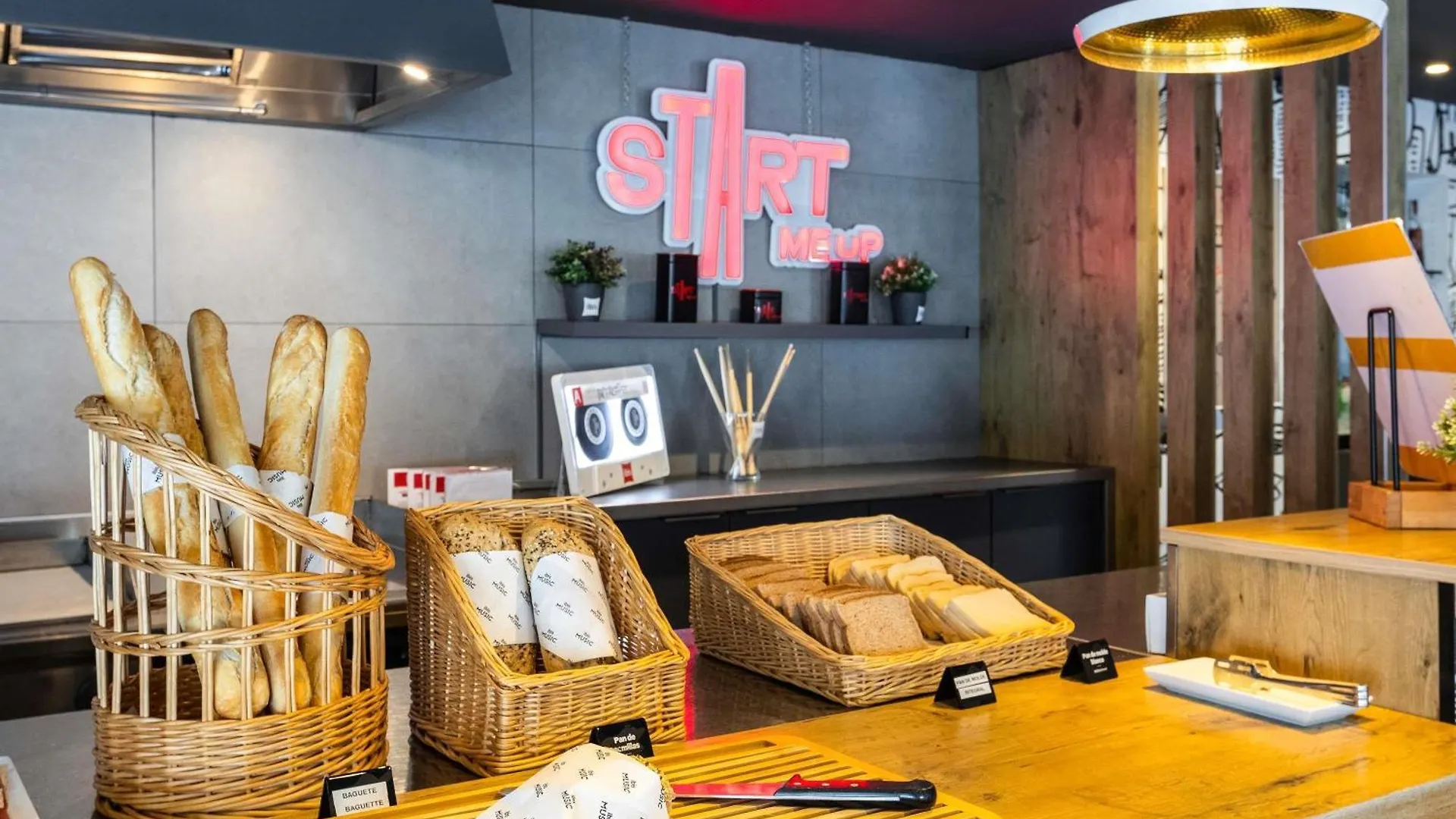 Ibis Bilbao Barakaldo Hotel
